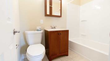 River Run Apartments Primary Bathroom