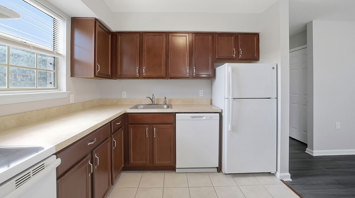 Waters Edge Apartments 2 Bed 2 Bath Kitchen 1
