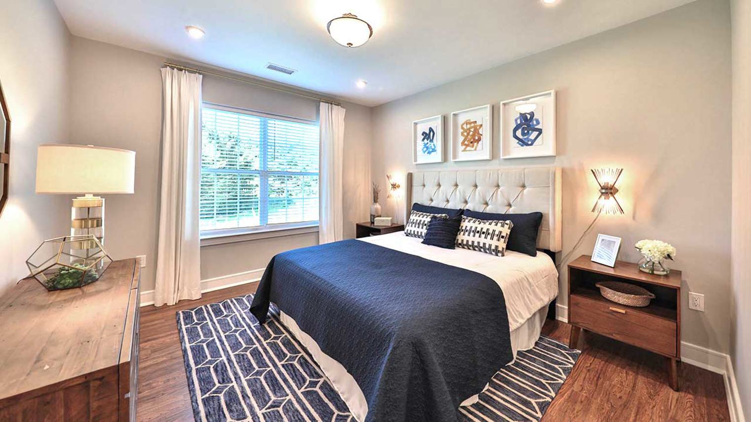 Autumn Ridge at Lopatcong Garage Apartments
