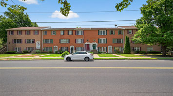 River Walk Townhomes River Walk 425 427 433 And 439 B