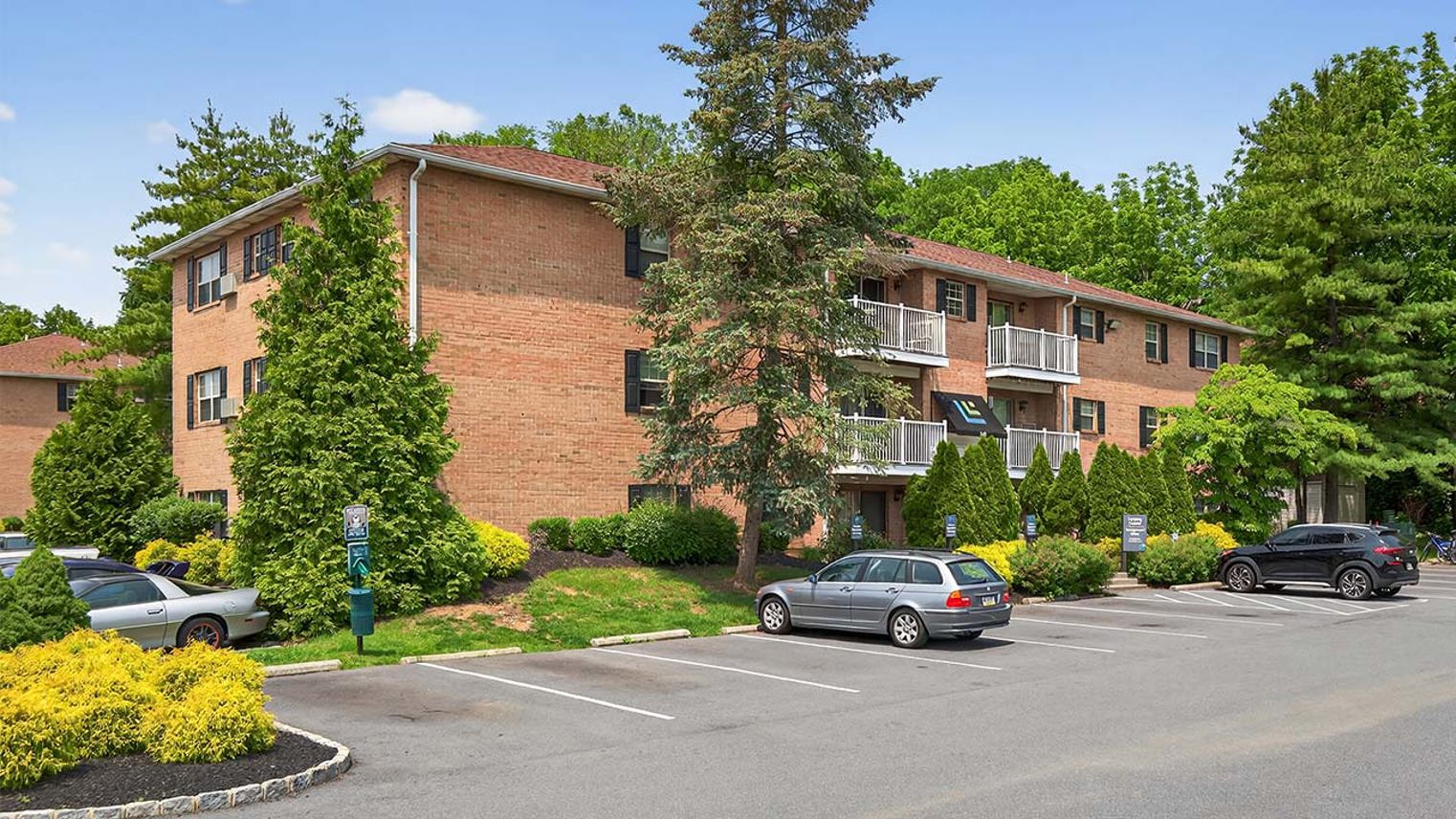 Waters Edge Apartments Apartments