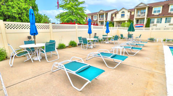 Horizons at the Village at Whitehall Pool Area