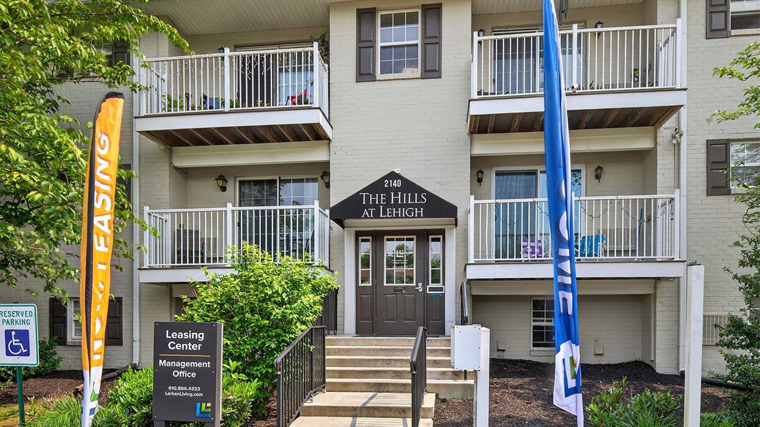 The Hills at Lehigh Exterior Leasing Office 2