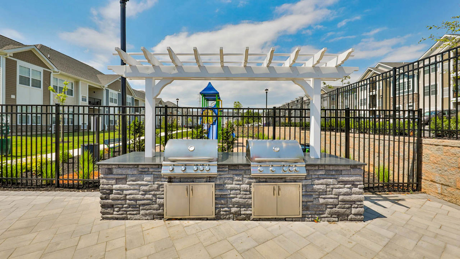 Autumn Ridge at Lopatcong BBQ/Grill Station