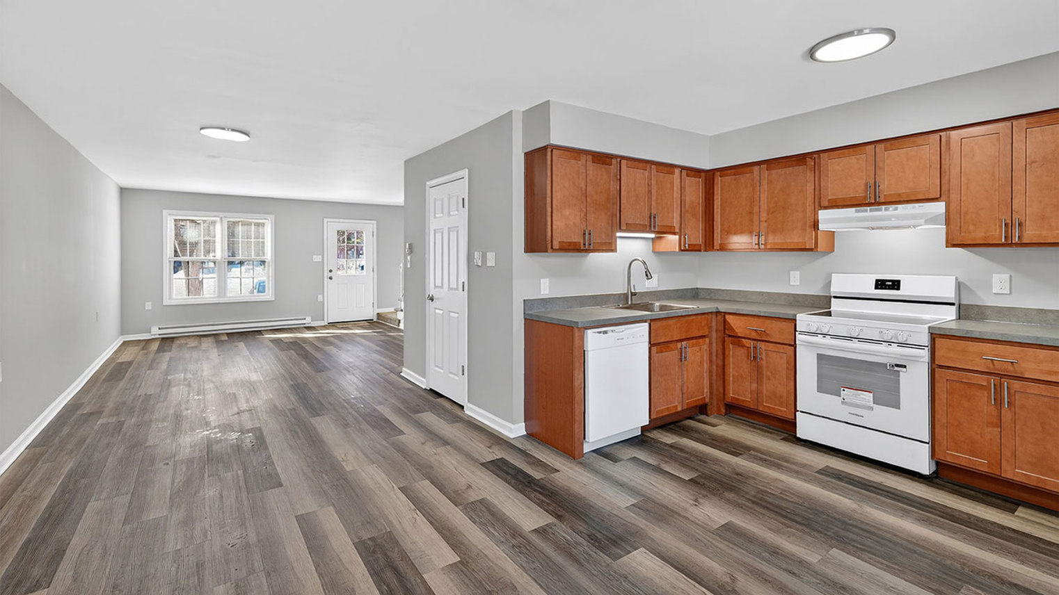 Waters Edge Apartments 3 Bed Townhome Tour