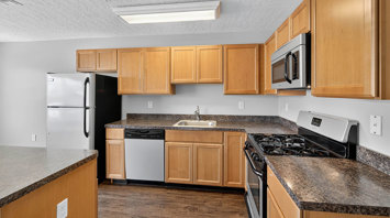 The View at Mackenzi 2 Bed 2 Bath Kitchen 4