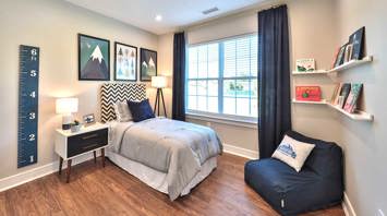 Autumn Ridge at Lopatcong Garage Apartments