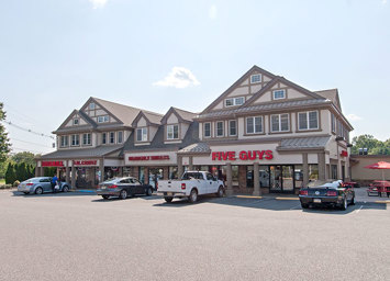 The Shoppes at Woods Tavern