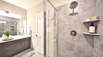 Autumn Ridge at Lopatcong Garage Apartments