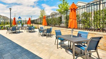 Autumn Ridge at Lopatcong Pool Area Tables
