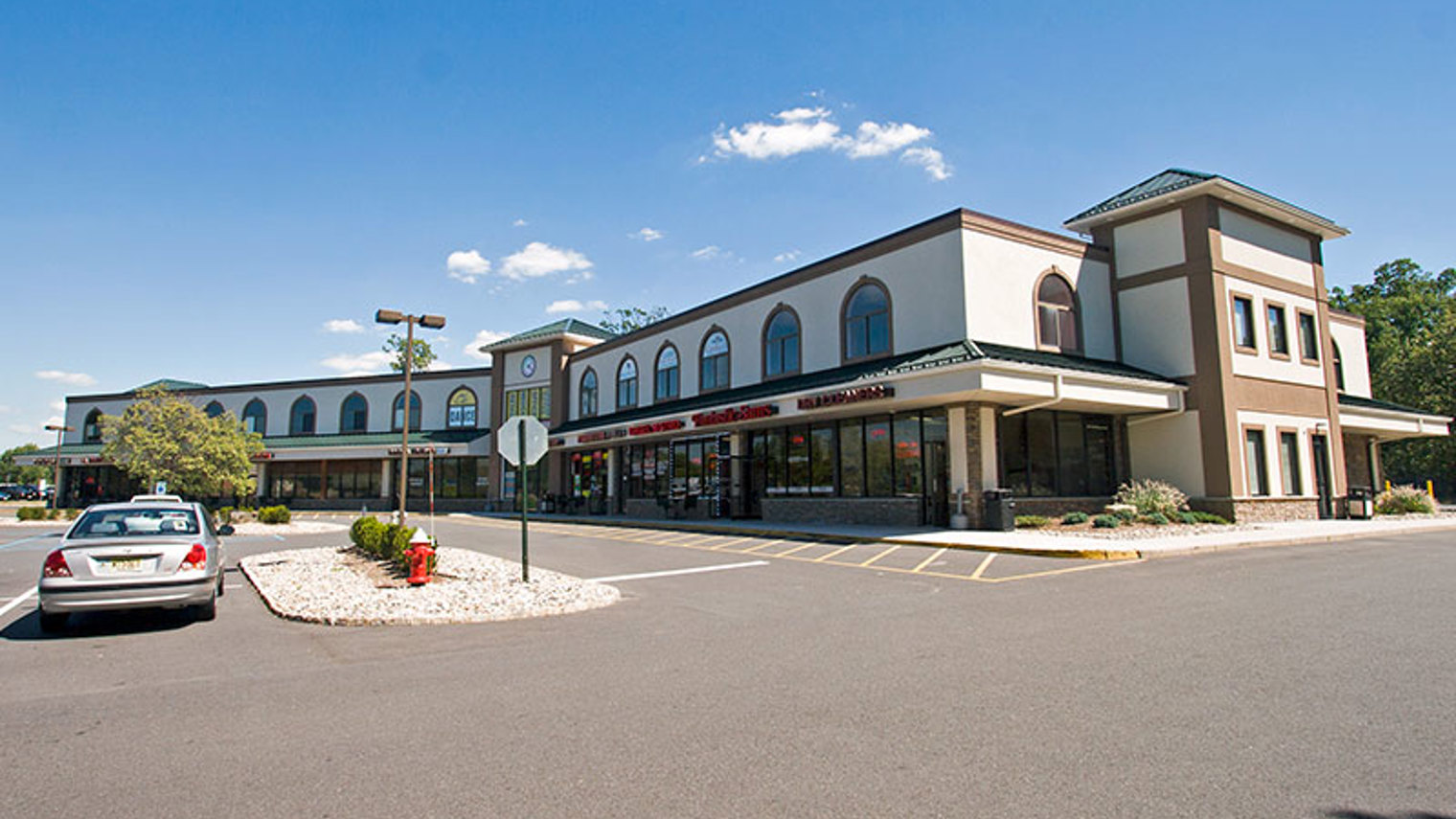 Amwell Mall