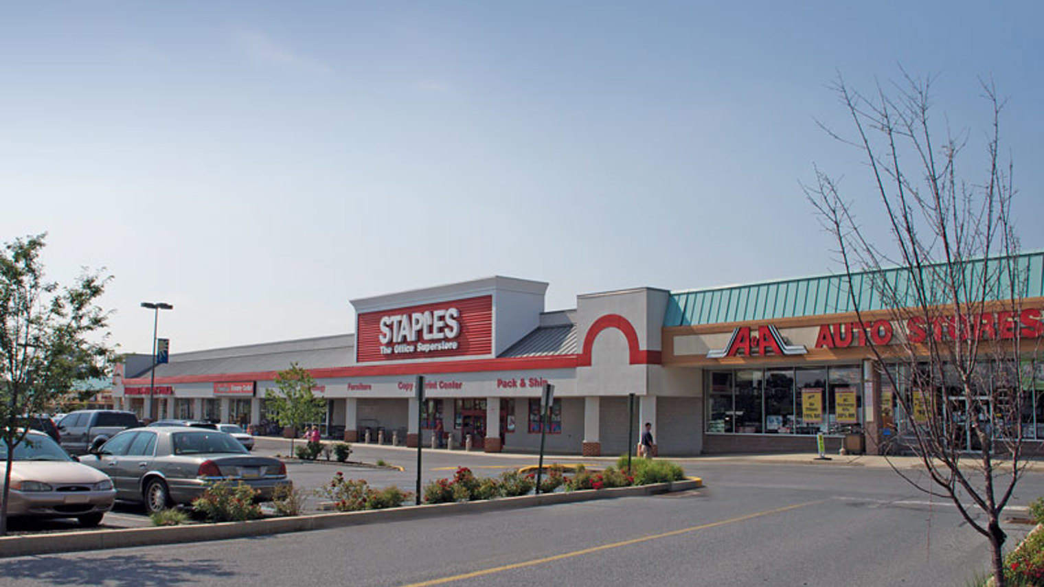 Tilghman Square Shopping Center