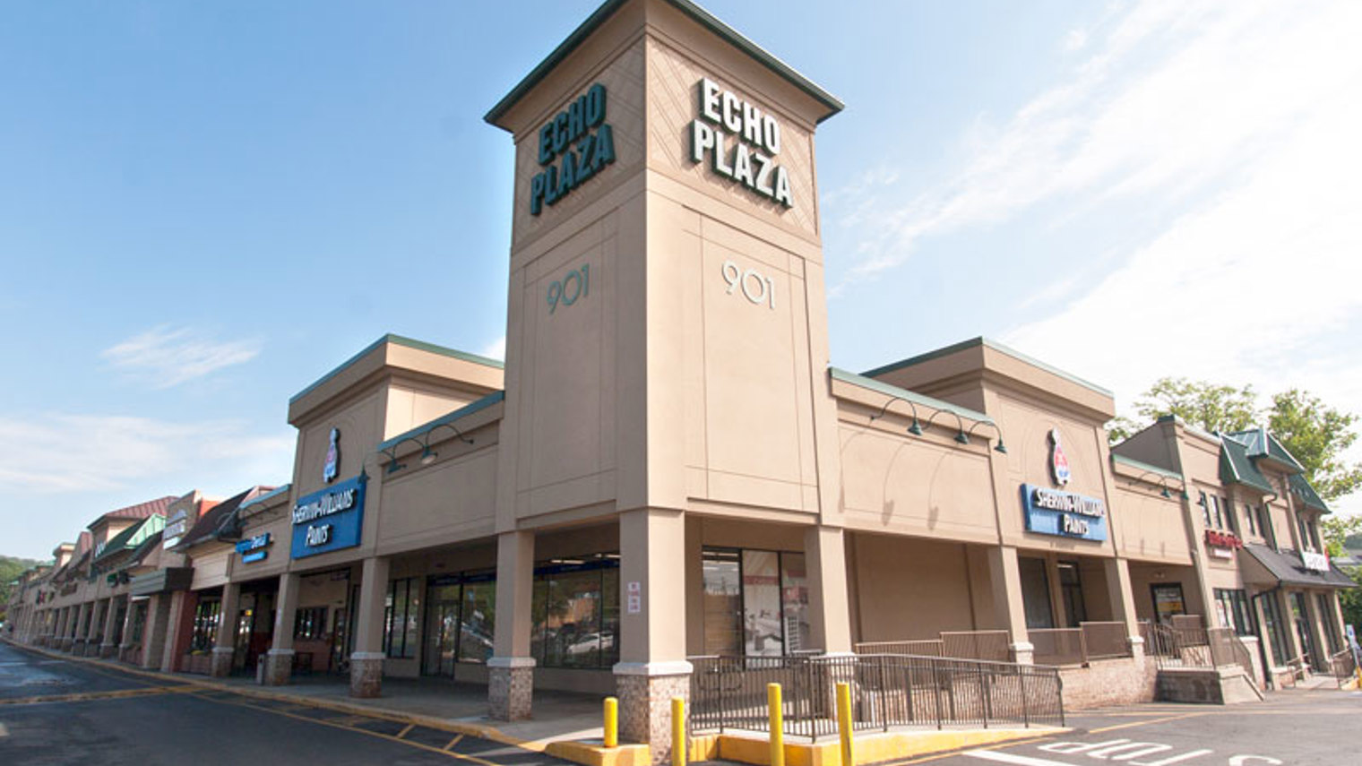 Echo Plaza Shopping Center