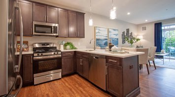 Waters Edge Apartments Model Kitchen