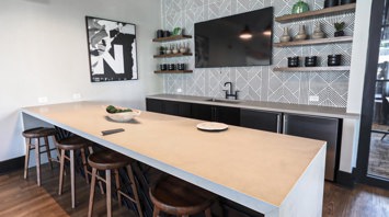 The Reserve at Crosswicks Lounge