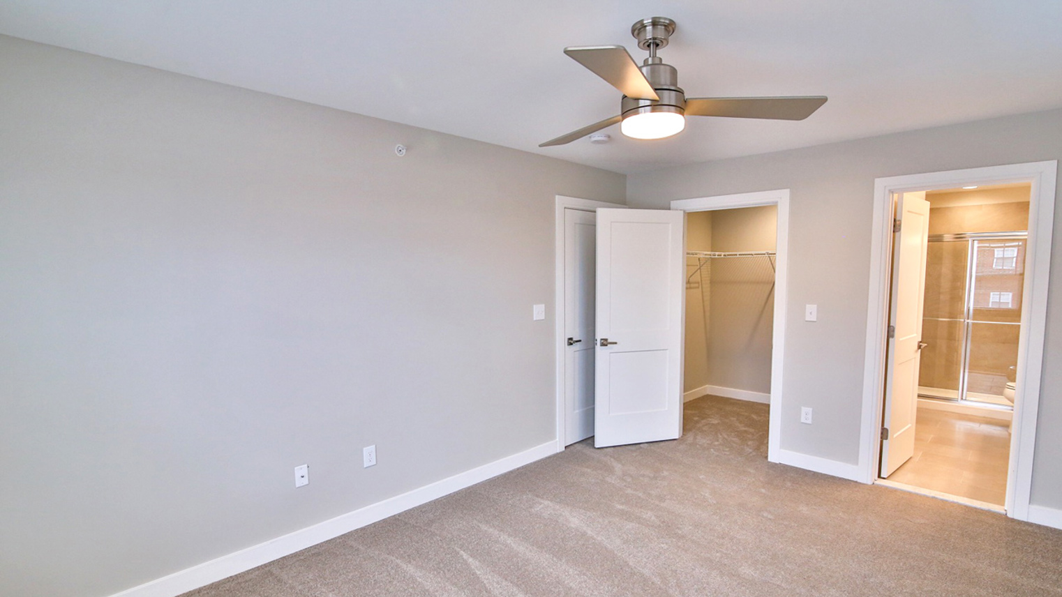 River Run Apartments Townhomes Primary Bedroom