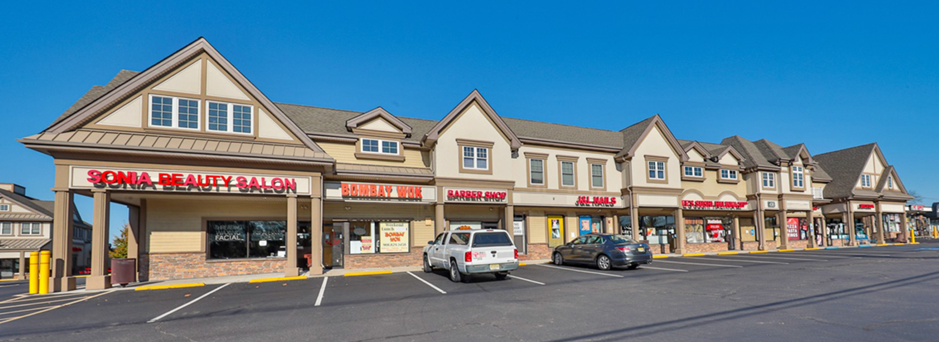 The Shoppes at Woods Tavern