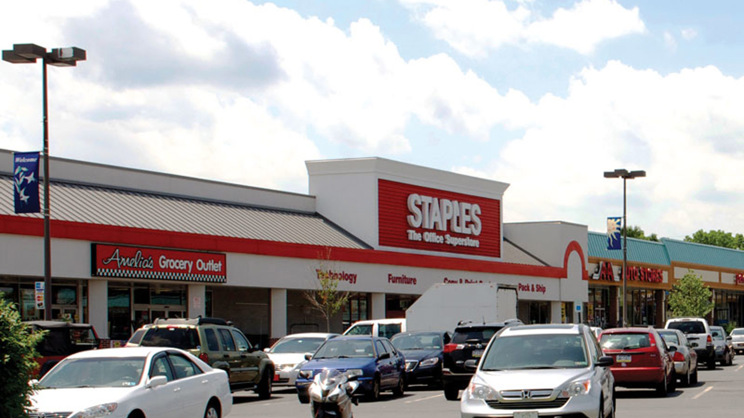 Tilghman Square Shopping Center