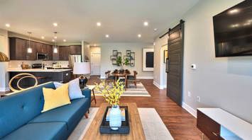 Autumn Ridge at Lopatcong Garage Apartments