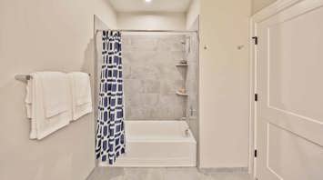 Autumn Ridge at Lopatcong Garage Apartments