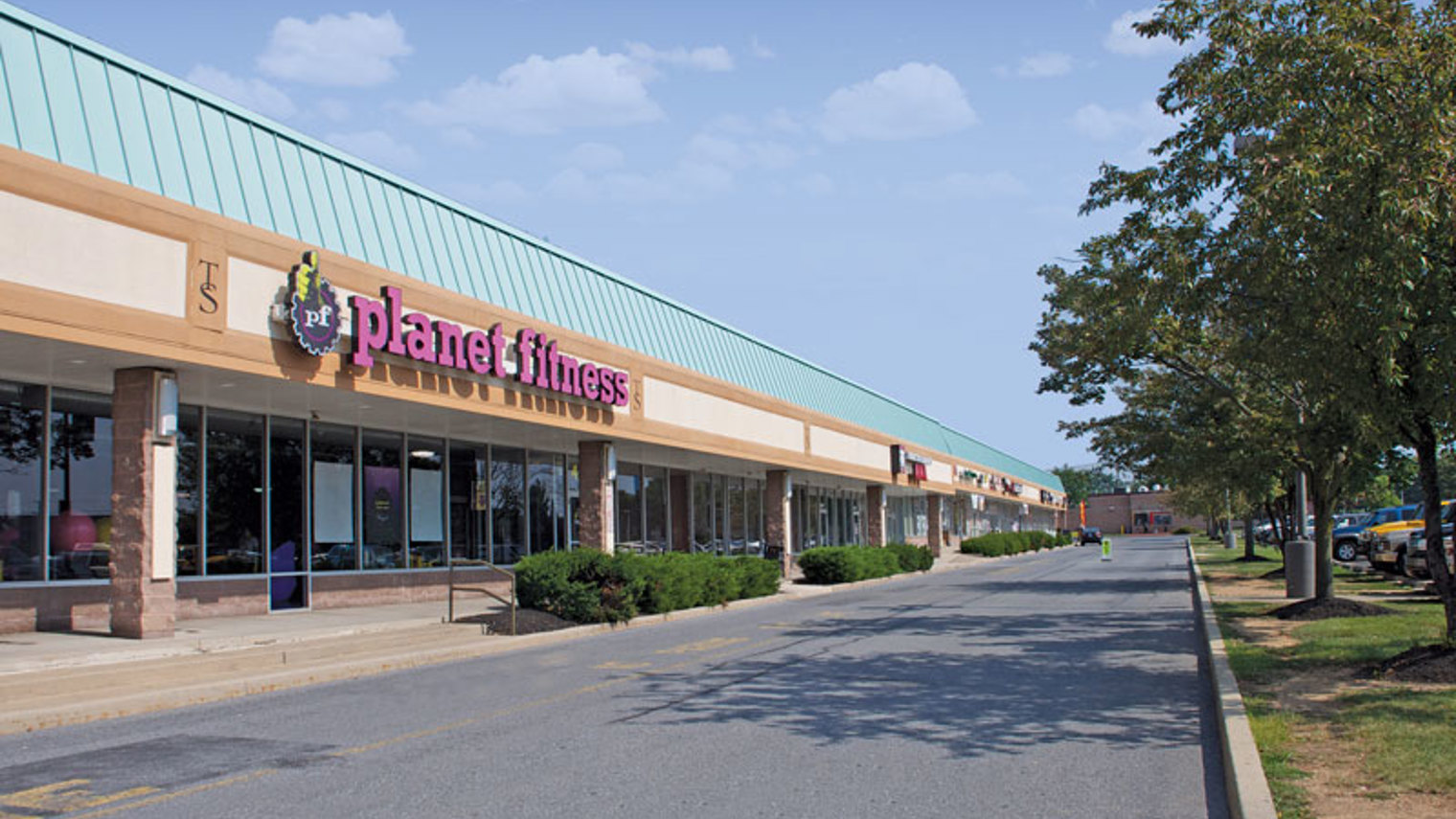 Tilghman Square Shopping Center