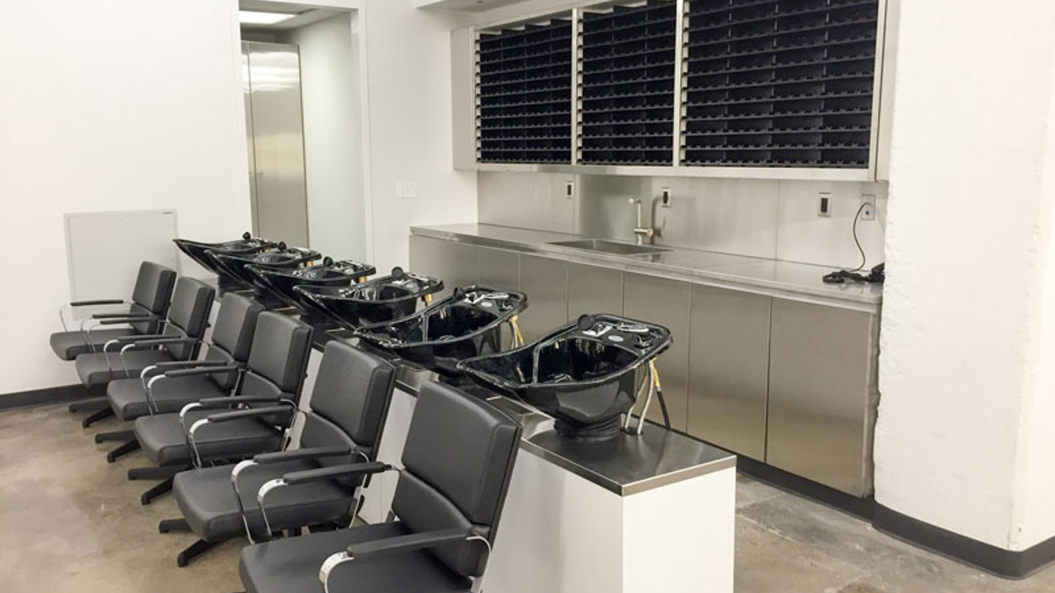 Arrojo Cosmetology School