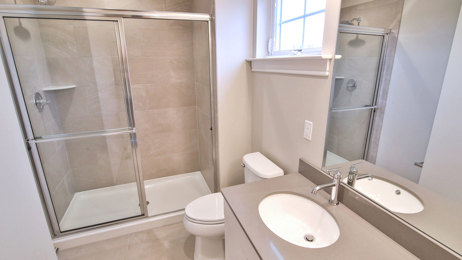 River Run Apartments Townhomes Primary Bath