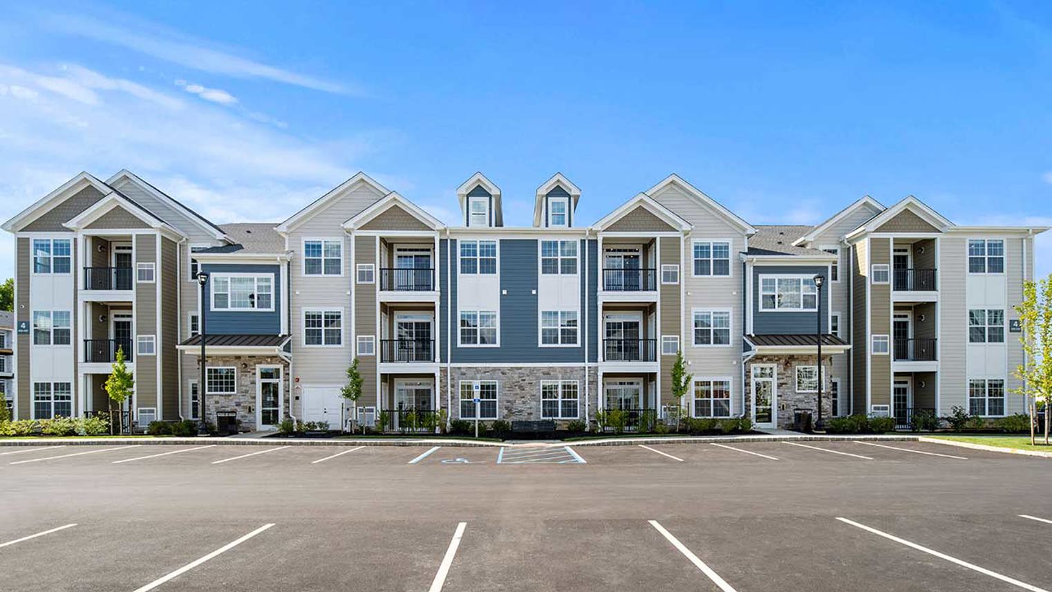 The Reserve at Crosswicks Garden Apartments