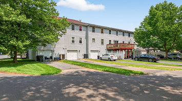 River Walk Townhomes River Walk 425 427 433 And 439 Rear