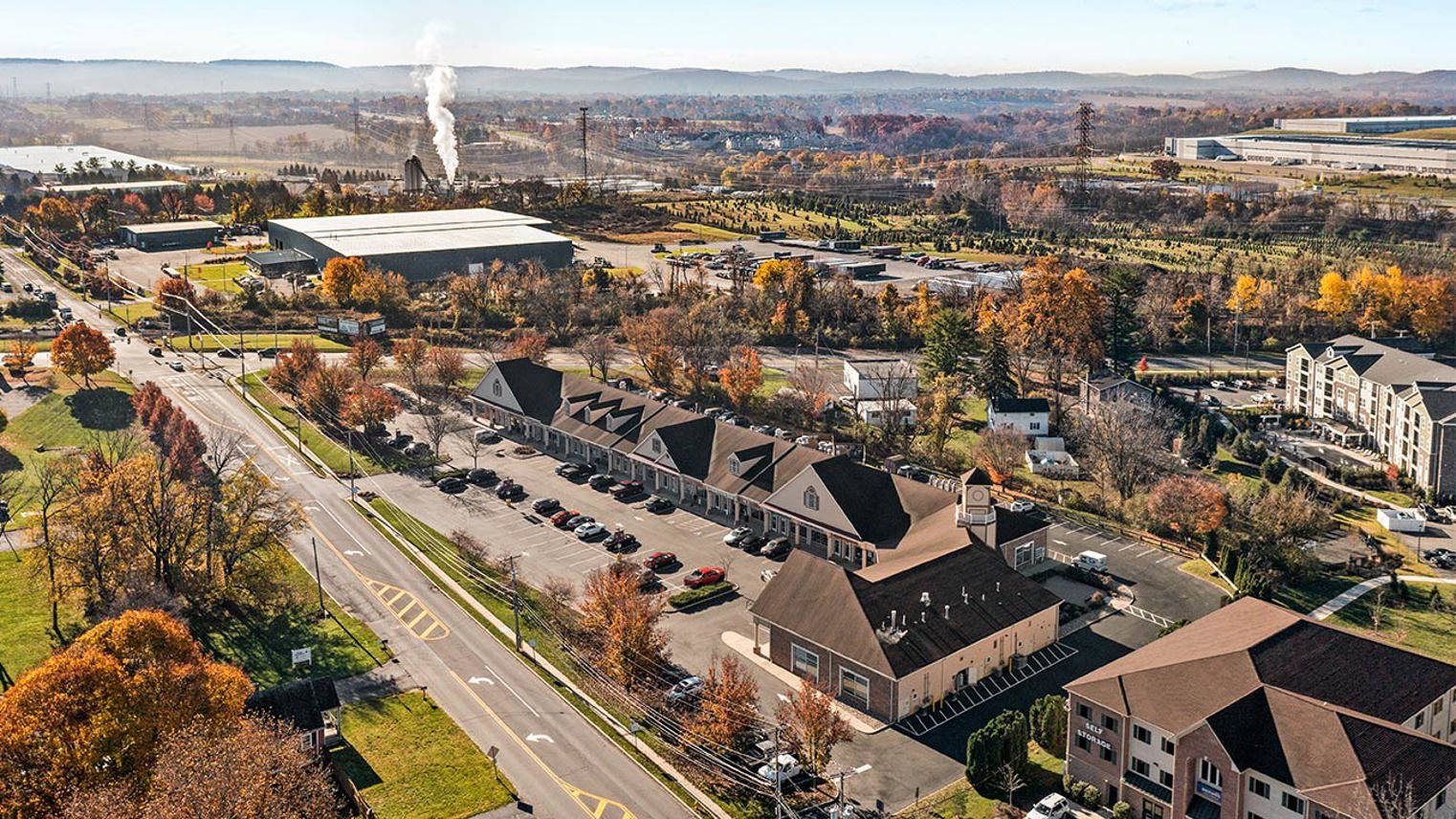 Strykers Crossing Shopping Center Strykers Crossing Shopping Center