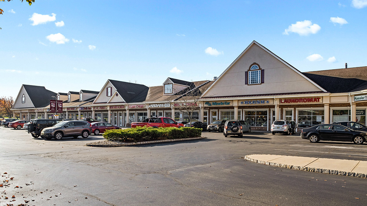 Strykers Crossing Shopping Center Strykers Crossing Shopping Center