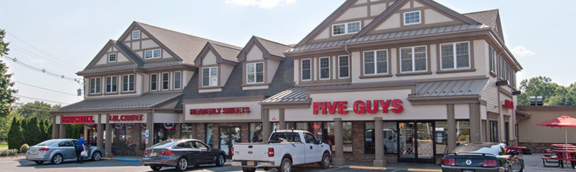 The Shoppes at Woods Tavern