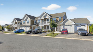 The Oaks at Copper Chase Oaks At Copper Chase Building 8B