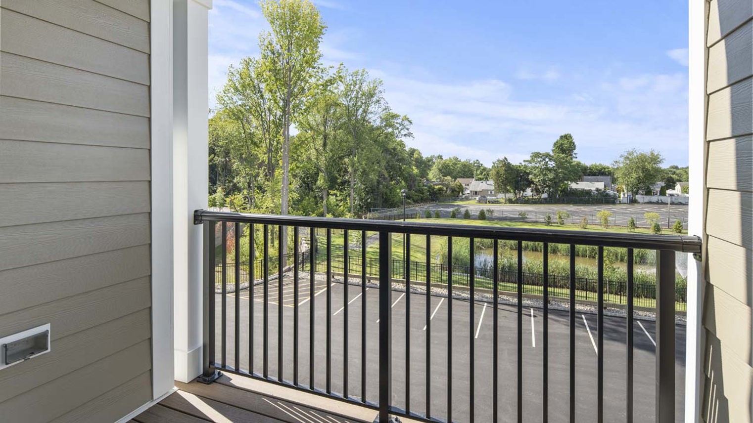 The Reserve at Crosswicks Garden Apartments