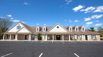 Kingsbridge Center Larken Mini Office Warehouse