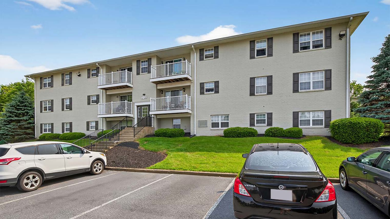 The Hills at Lehigh Exterior Bldg 2120