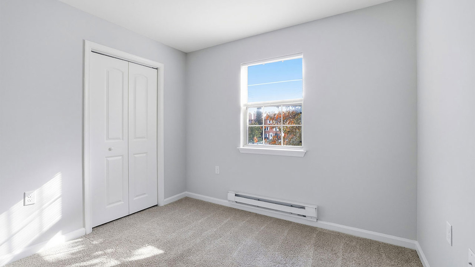 Waters Edge Apartments 2 Bed 2 Bath Second Bedroom 1