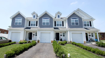 River Run Apartments Townhomes Exterior 2