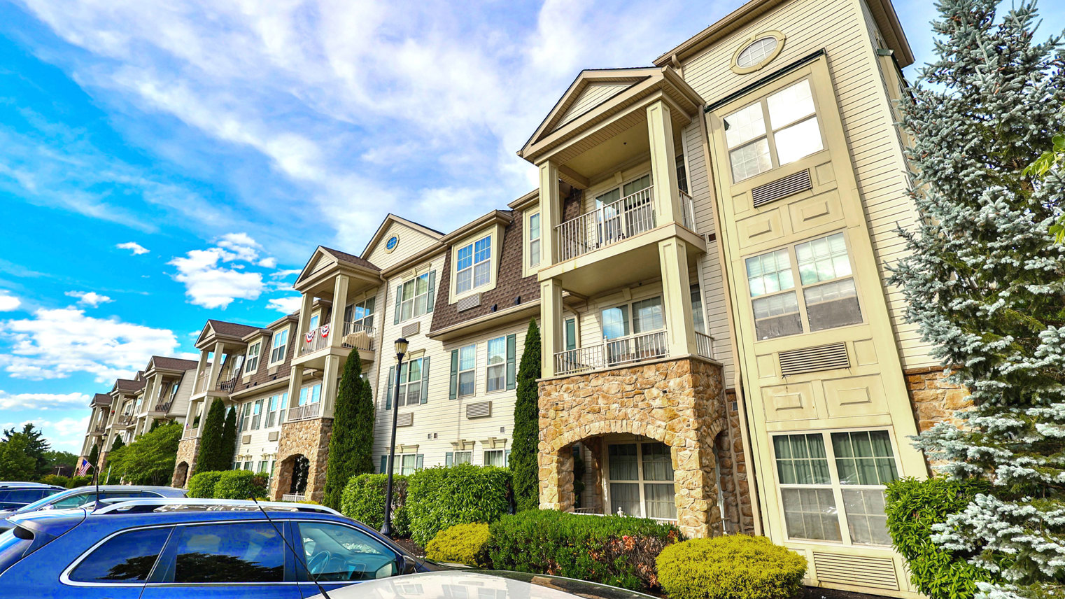 Horizons at the Village at Whitehall Exterior Building 3