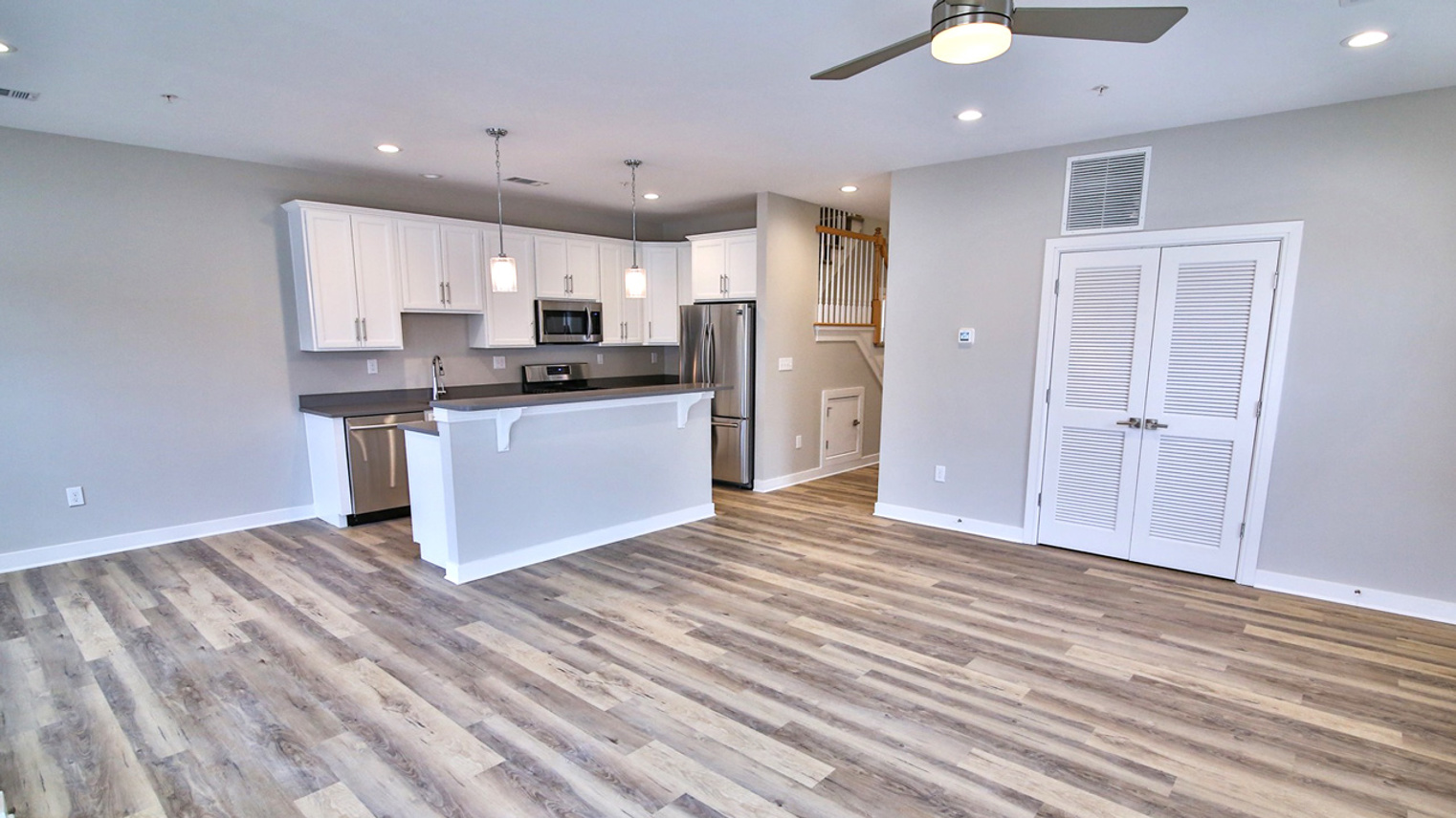 River Run Apartments Townhomes Kitchen Dining