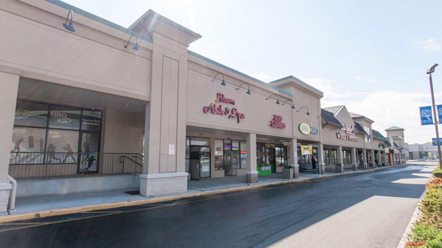 Echo Plaza Shopping Center