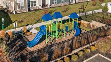 Autumn Ridge at Lopatcong Tot Lot